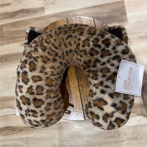 Luxe Leopard Print Neck Pillow